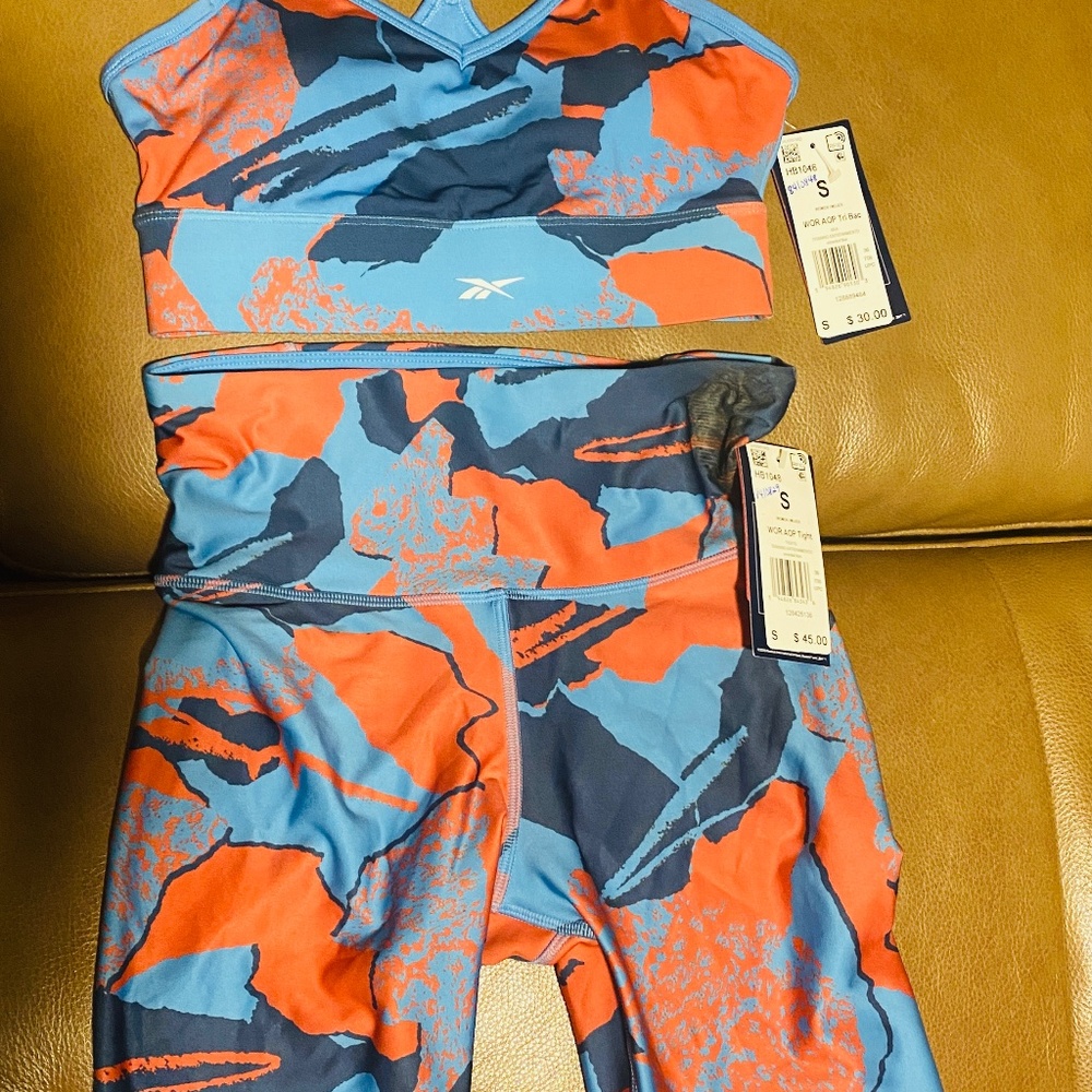 Reebok Women’s standard Tri-back sports bra and matching workout leggings